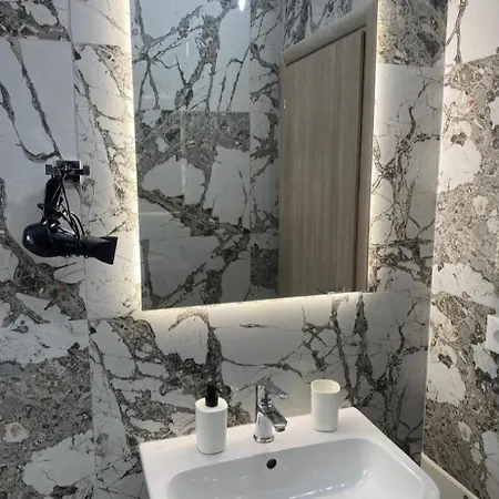 Apartman Himara Central Apartment